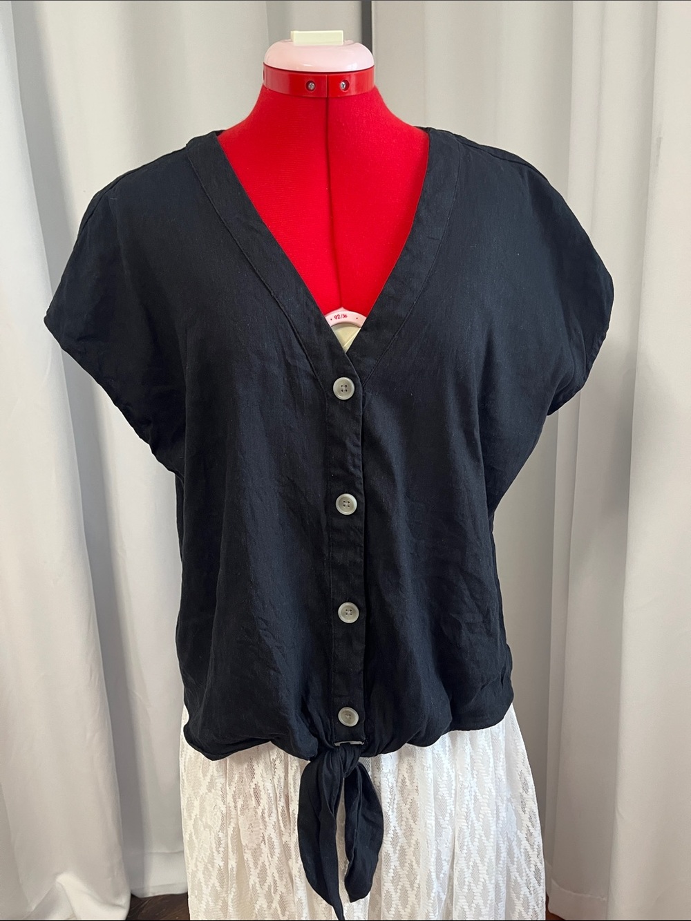 Calvin Klein Black Button-Front Tie Hem Blouse